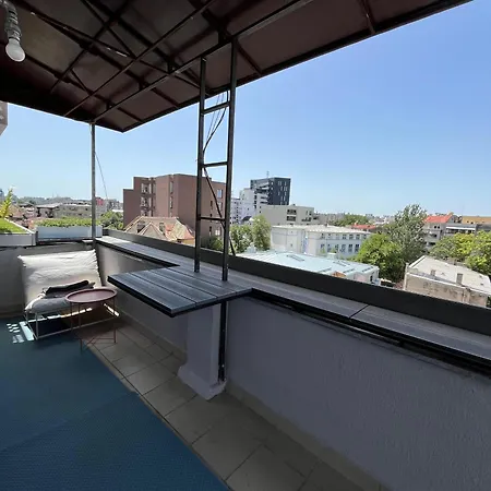Terrace View Downtown Studio-3